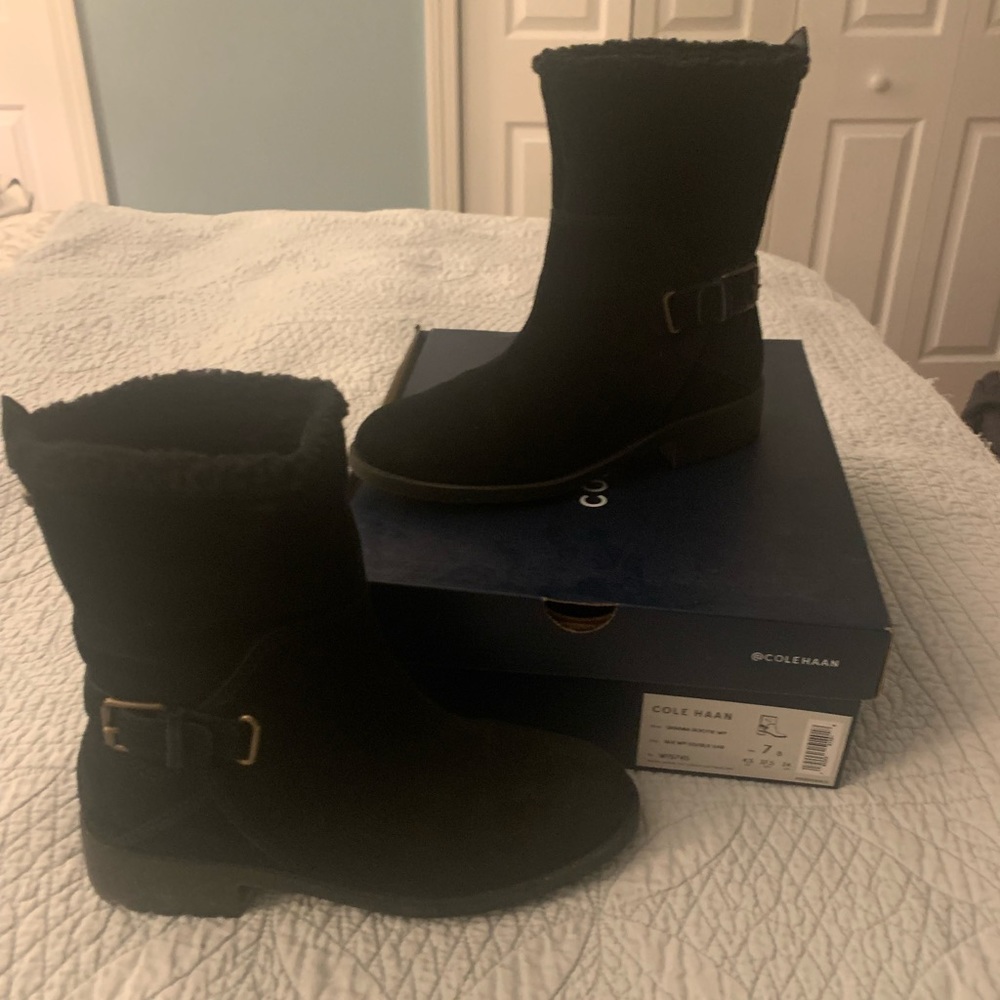 Size 7 Black Cole Haan Suede Boots